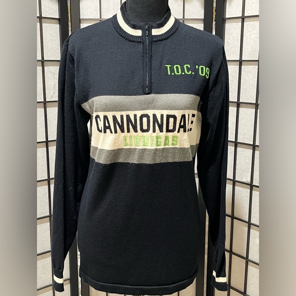 Earth, Wind & Rider CANNODALE  LIQUIGAS T. O. C ‘09 CYCLING  Sweater, SIZE S